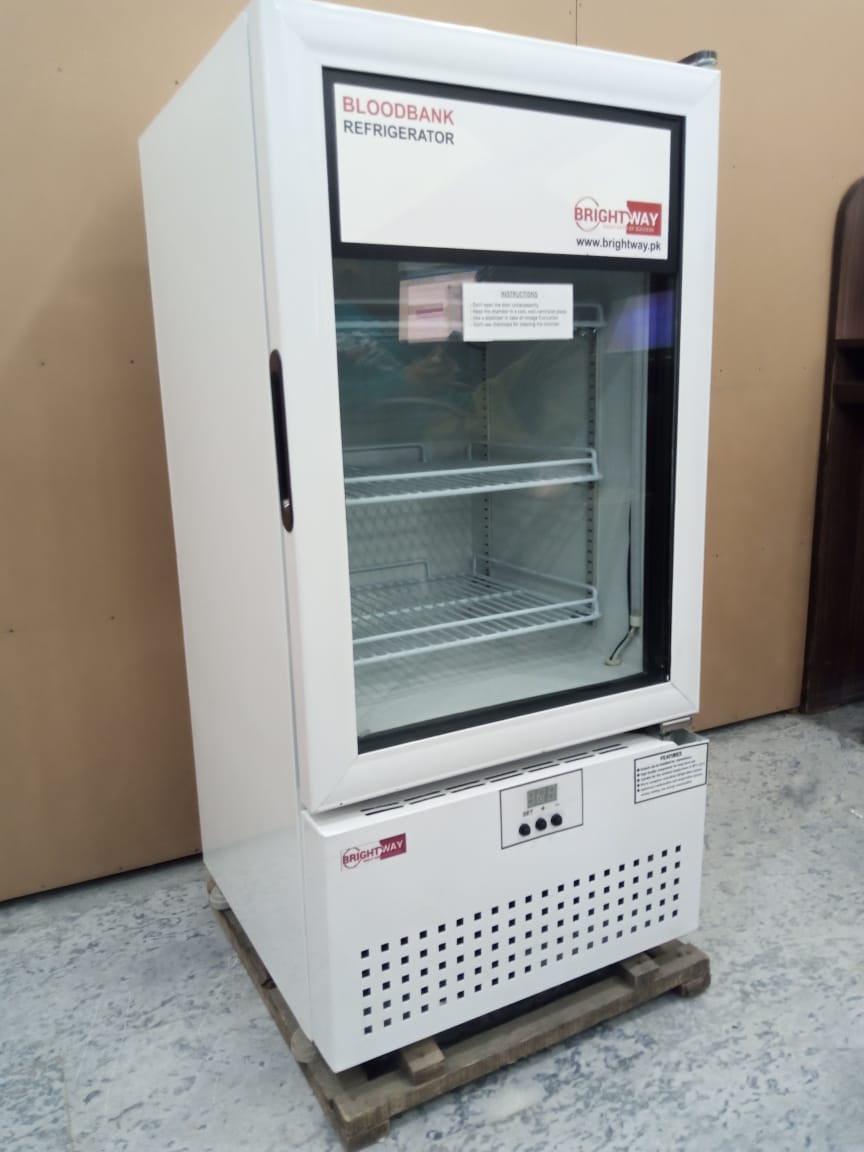 Single Door Blood Bank Refrigerator 120 L - Blood Bags Storage Cabinet -  120L Laboratory Refrigerator 2~8℃ For Hospital - Blood Bank Refrigerator in Pakistan
